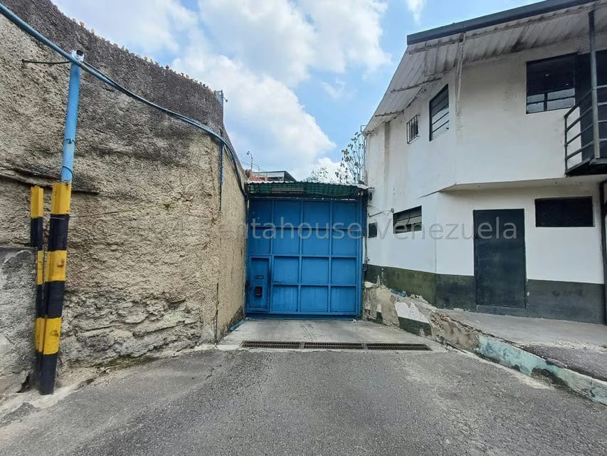 Comercial (Galpon - Deposito) en Alquiler en Macarao, Distrito Metropolitano - 3