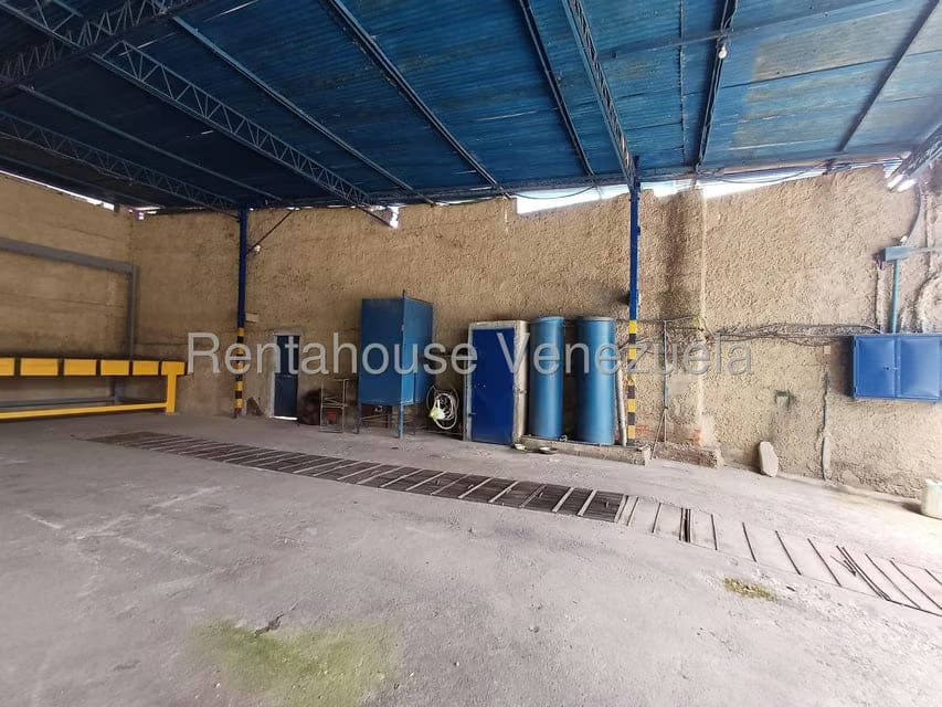 Comercial (Galpon - Deposito) en Alquiler en Macarao, Distrito Metropolitano - 60