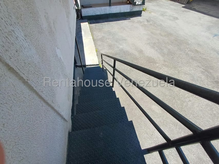 Comercial (Galpon - Deposito) en Alquiler en Macarao, Distrito Metropolitano - 62