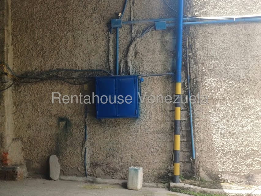 Comercial (Galpon - Deposito) en Alquiler en Macarao, Distrito Metropolitano - 71