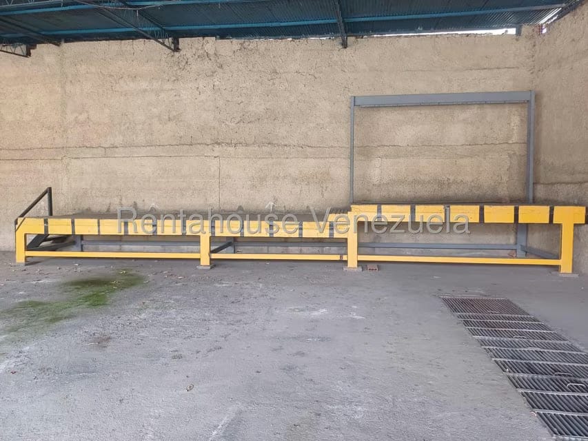 Comercial (Galpon - Deposito) en Alquiler en Macarao, Distrito Metropolitano - 73