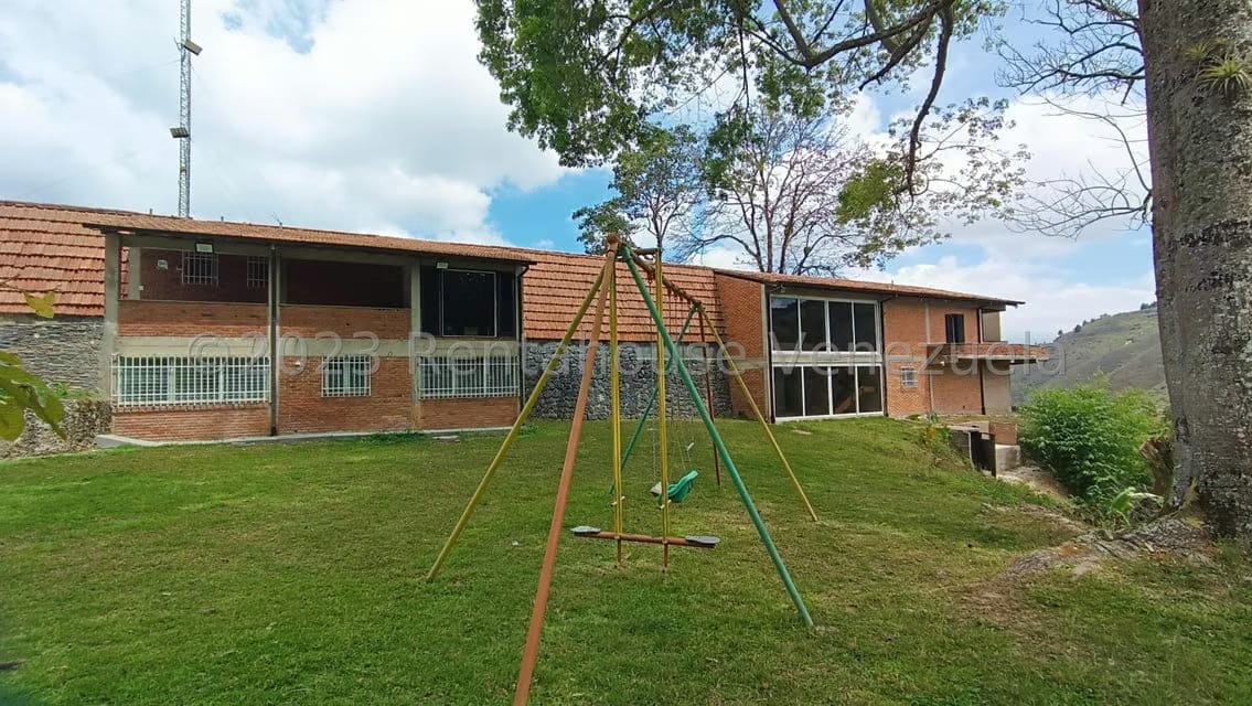 Casa (1 Nivel) en Venta en Los Guayabitos, Distrito Metropolitano - 4