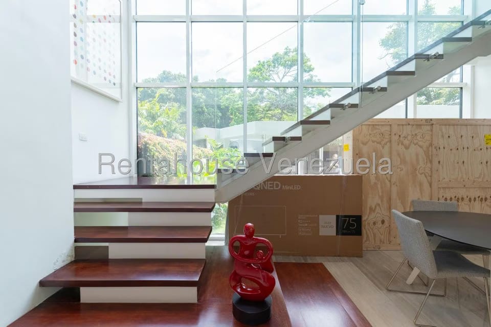 Apartamento (1 Nivel) en Venta en La Castellana, Distrito Metropolitano - 2