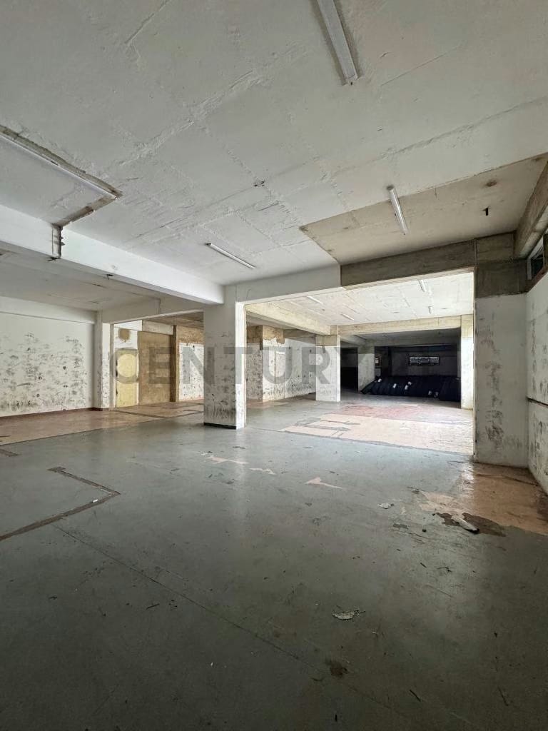 VENTA DE EDIFICIO INDUSTRIAL, UBICADO EN PALO VERDE. - 16