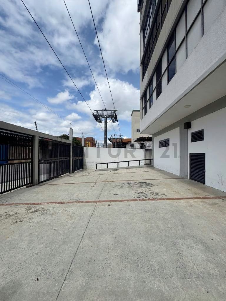 VENTA DE EDIFICIO INDUSTRIAL, UBICADO EN PALO VERDE. - 3