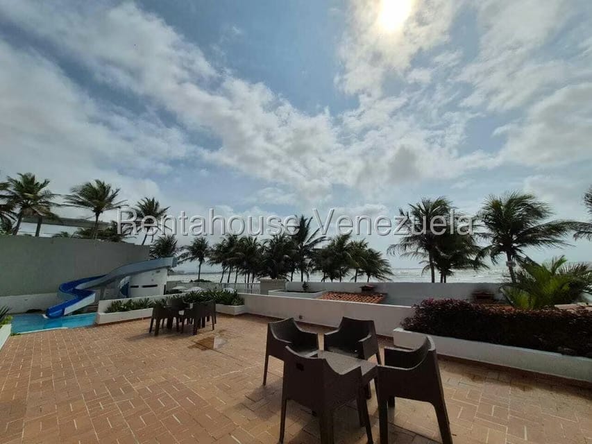 Apartamento (1 Nivel) en Venta en Tucacas, Falcon - 33