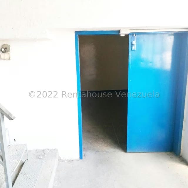 Comercial (Galpon - Deposito) en Alquiler en La Urbina, Distrito Metropolitano - 3