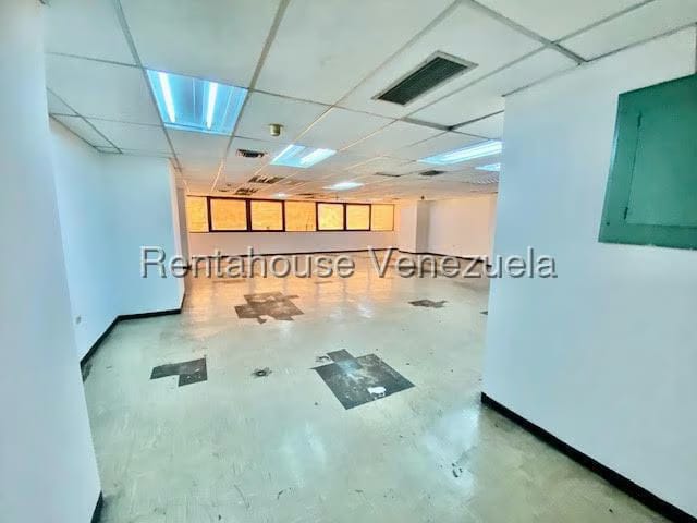 Comercial (Edificio) en Venta en Parroquia Catedral, Distrito Metropolitano - 6