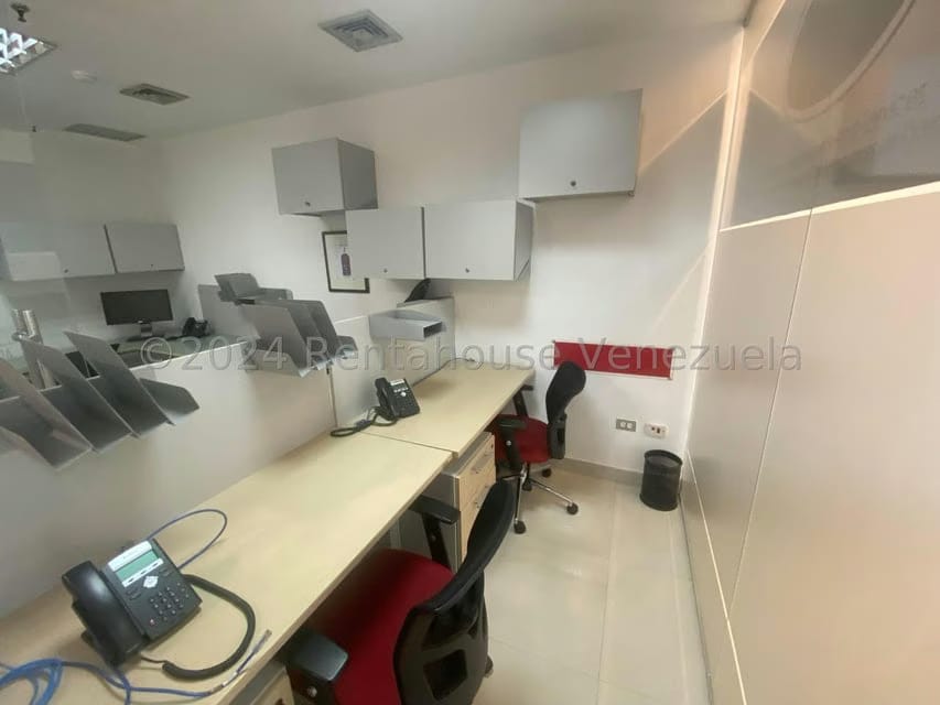 Comercial (Oficina) en Venta en Macaracuay, Distrito Metropolitano - 12