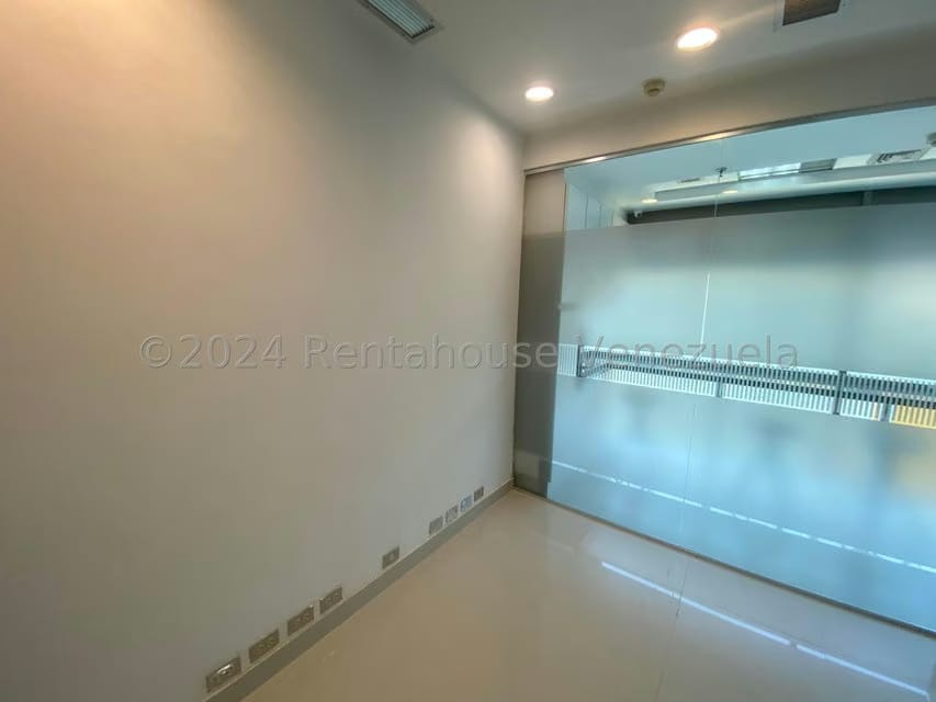 Comercial (Oficina) en Venta en Macaracuay, Distrito Metropolitano - 13