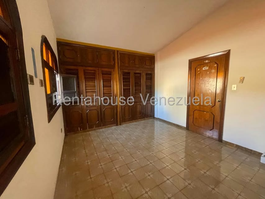 Casa (Duplex) en Venta en Las Chimeneas, Carabobo - 23