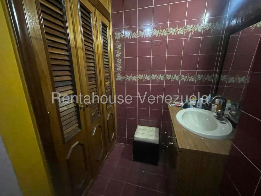 Casa (Duplex) en Venta en Las Chimeneas, Carabobo - 29