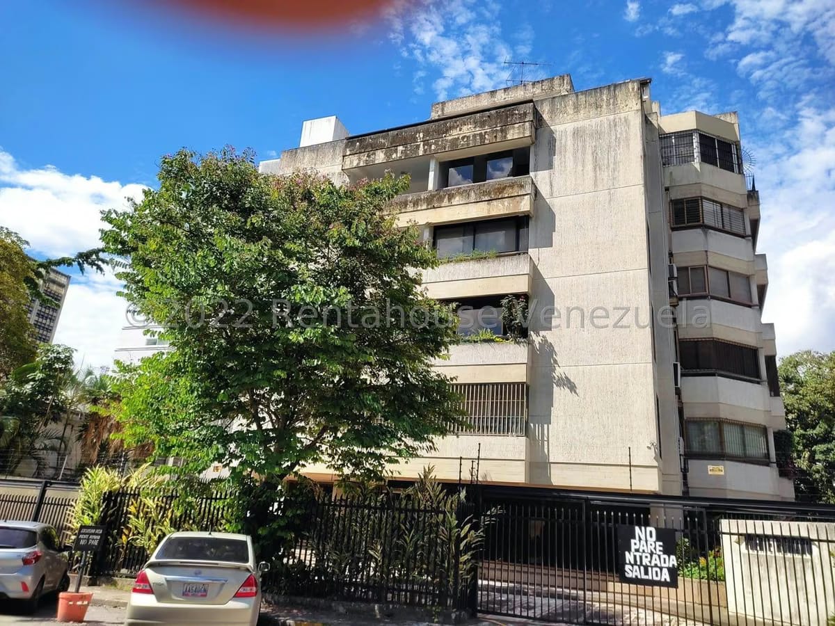 APARTAMENTO EN VENTA – ELENA MARIN NOBREGA