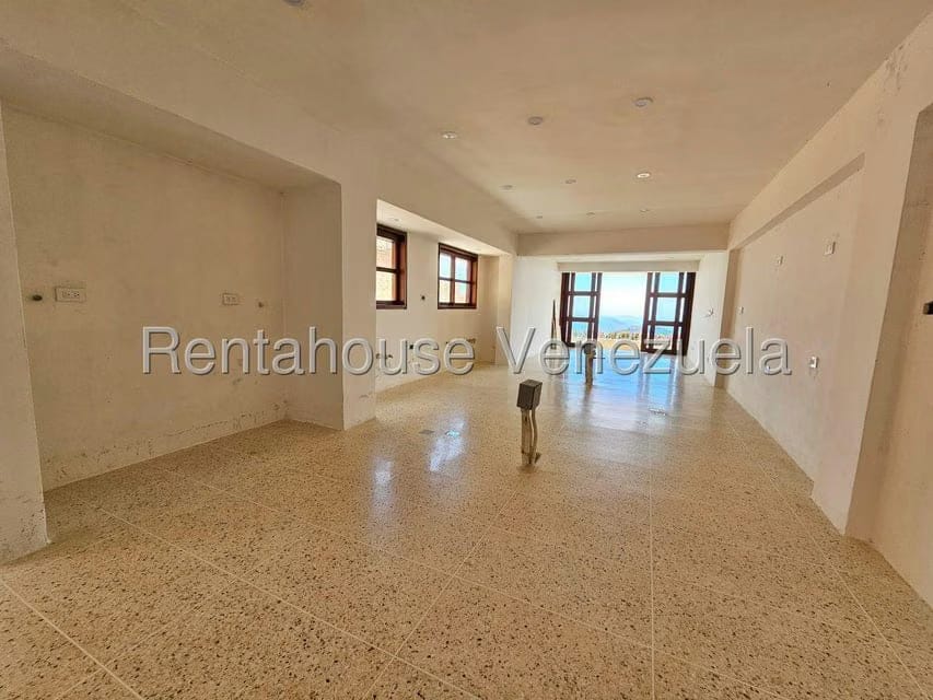 Casa (Multipes Niveles) en Venta en La Lagunita Country Club, Distrito Metropolitano - 16