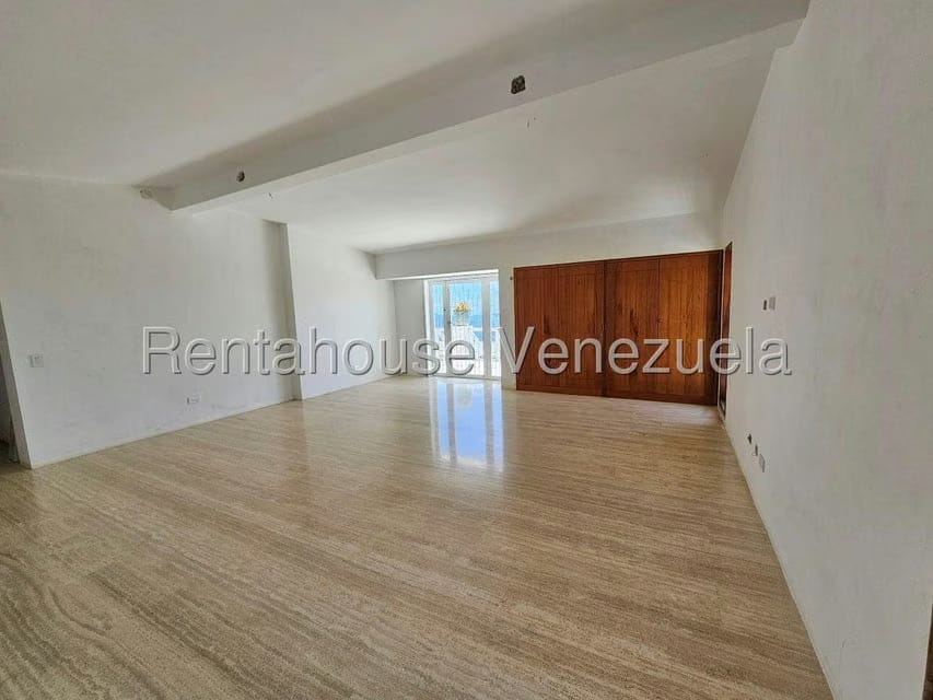 Casa (Multipes Niveles) en Venta en La Lagunita Country Club, Distrito Metropolitano - 33