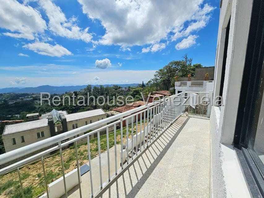 Casa (Multipes Niveles) en Venta en La Lagunita Country Club, Distrito Metropolitano - 70