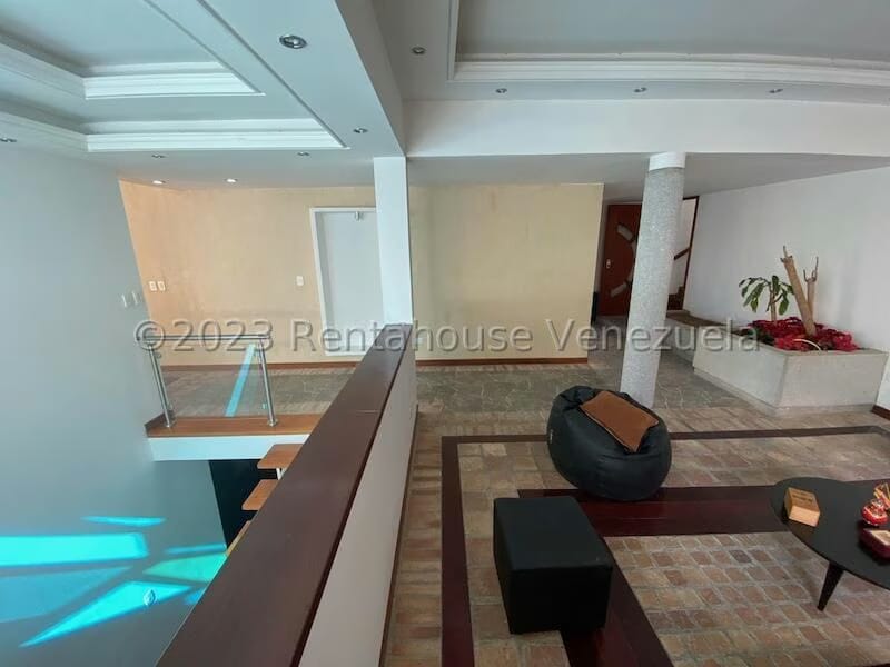 Casa (1 Nivel) en Venta en Prados del Este, Distrito Metropolitano - 42
