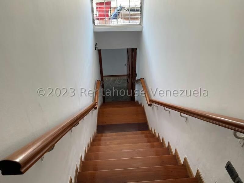 Casa (1 Nivel) en Venta en Prados del Este, Distrito Metropolitano - 67