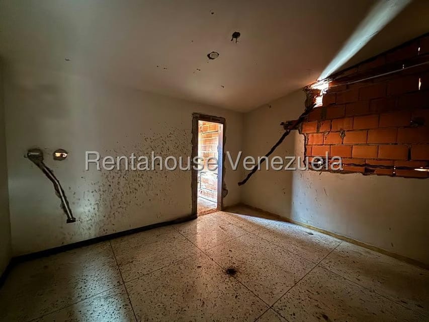 Casa (Multipes Niveles) en Venta en Del Este, Lara - 13