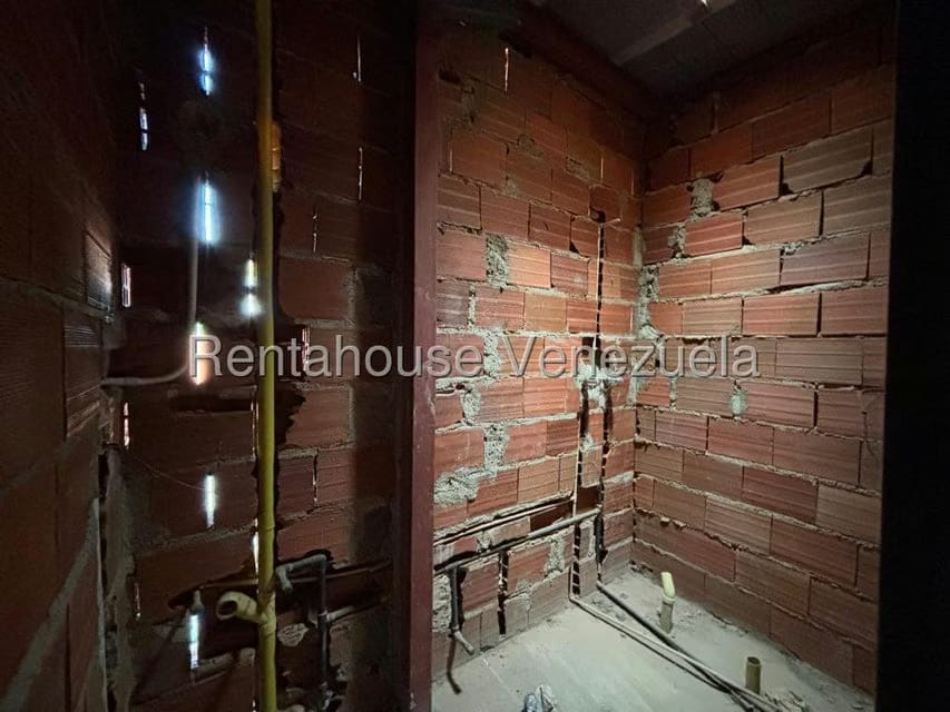 Casa (Multipes Niveles) en Venta en Del Este, Lara - 18