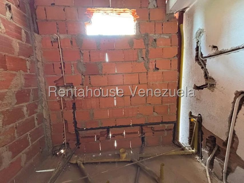 Casa (Multipes Niveles) en Venta en Del Este, Lara - 22