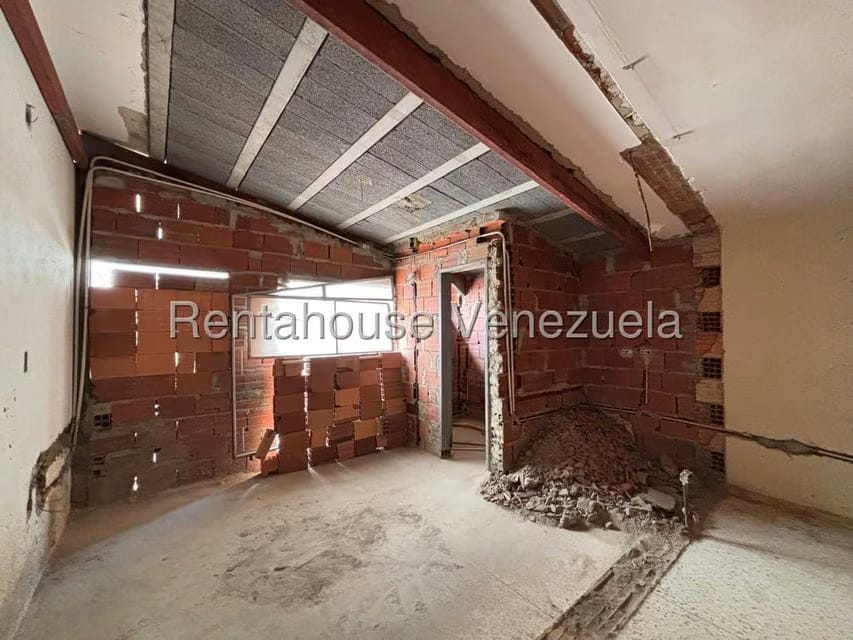 Casa (Multipes Niveles) en Venta en Del Este, Lara - 28