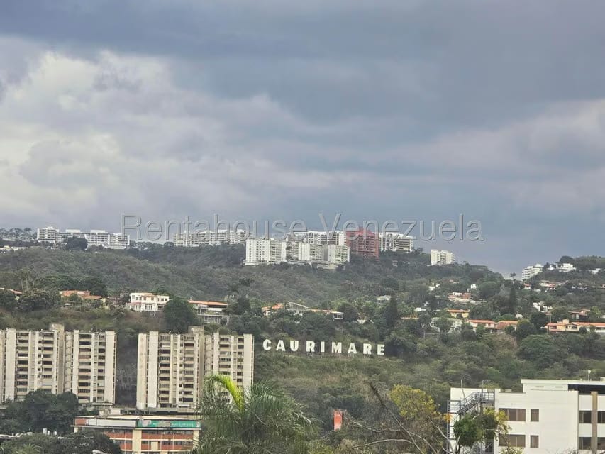 Comercial (Oficina) en Alquiler en Los Cortijos de Lourdes, Distrito Metropolitano - 12