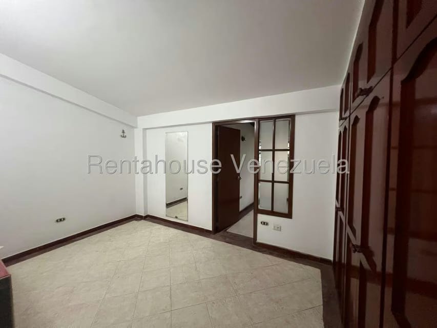 Casa (Multipes Niveles) en Venta en Lomas de Monte Claro, Distrito Metropolitano - 11