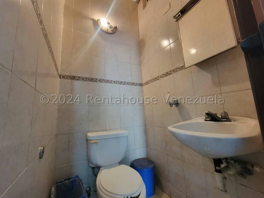 Comercial (Local Comercial) en Alquiler en Santa Monica, Distrito Metropolitano - 7