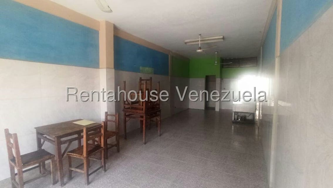 Comercial (Local Comercial) en Alquiler en Zona Oeste, Lara - 2