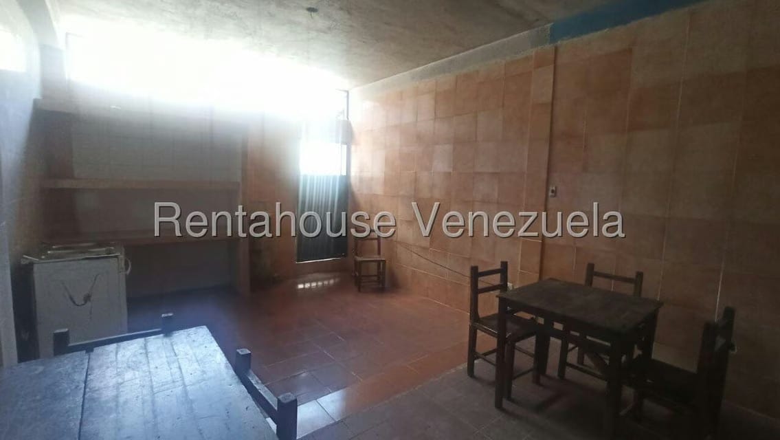 Comercial (Local Comercial) en Alquiler en Zona Oeste, Lara - 9