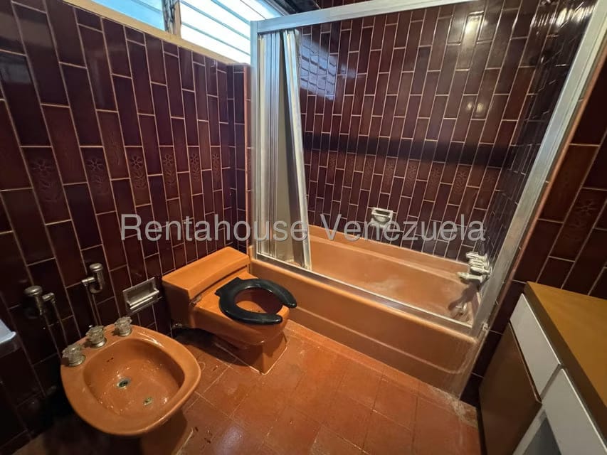 Apartamento (1 Nivel) en Venta en Lomas de Prados del Este, Distrito Metropolitano - 16