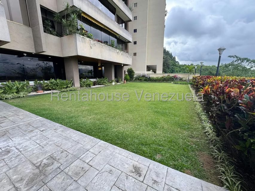 Apartamento (1 Nivel) en Venta en Lomas de Prados del Este, Distrito Metropolitano - 38