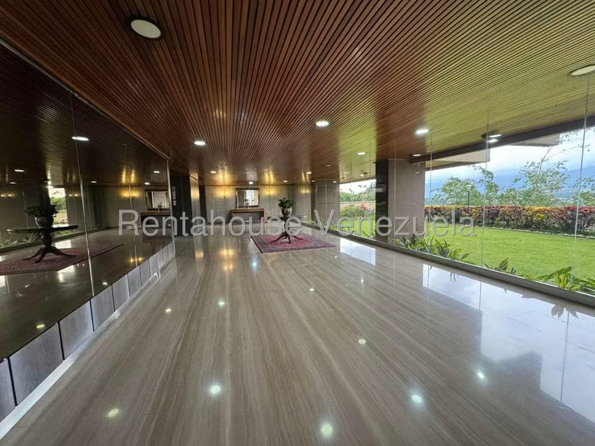 Apartamento (1 Nivel) en Venta en Lomas de Prados del Este, Distrito Metropolitano - 6