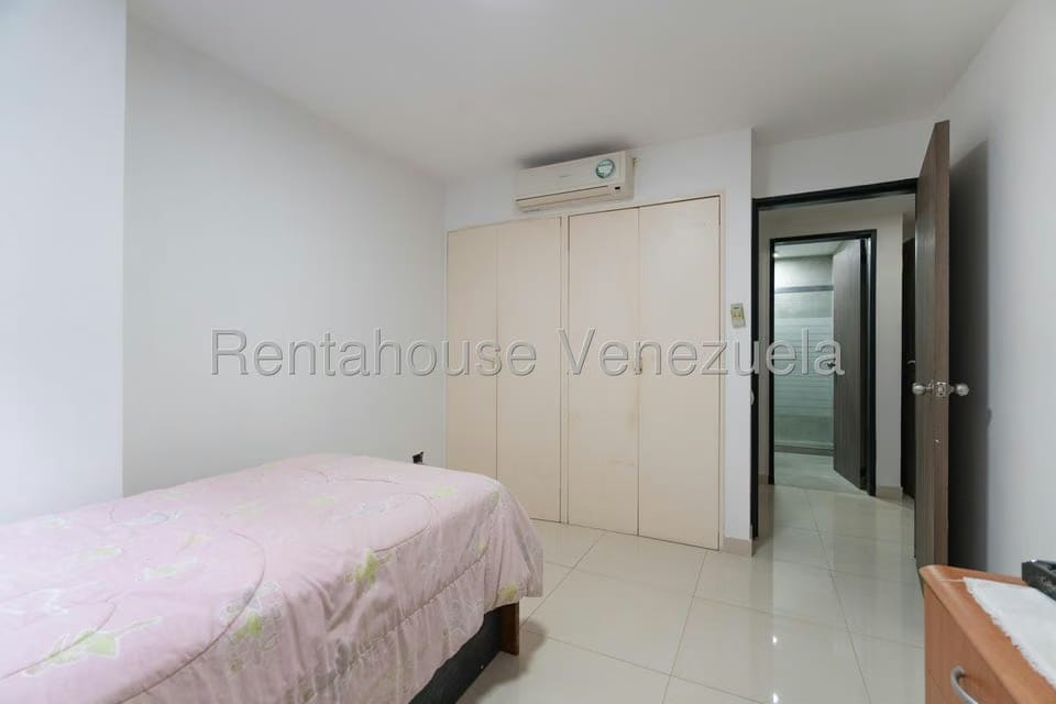 Apartamento (1 Nivel) en Venta en Colinas de Valle Arriba, Distrito Metropolitano - 32