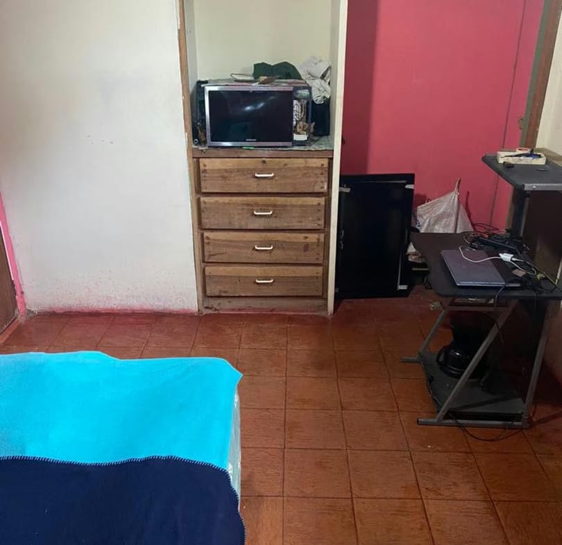 CASA AMPLIA 350M2 5 HABITACIONES 4 BANOS 2 GARAGES - 5