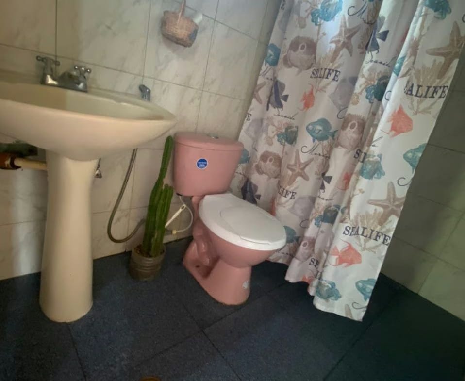 CASA AMPLIA 350M2 5 HABITACIONES 4 BANOS 2 GARAGES - 7