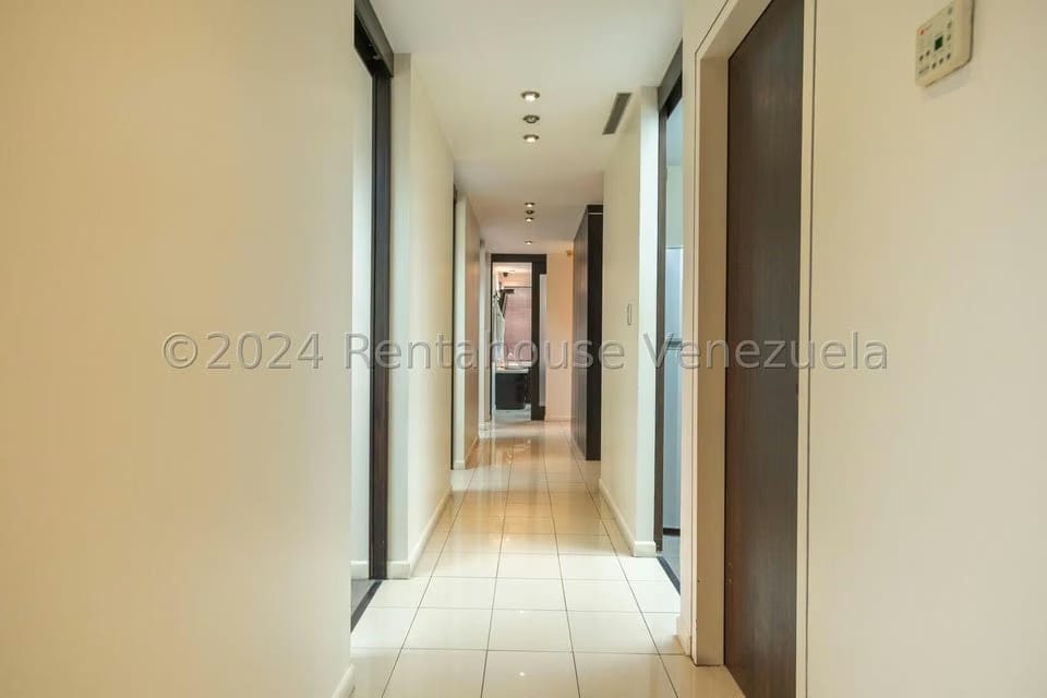 Comercial (Consultorio Medico) en Venta en Santa Paula, Distrito Metropolitano - 16