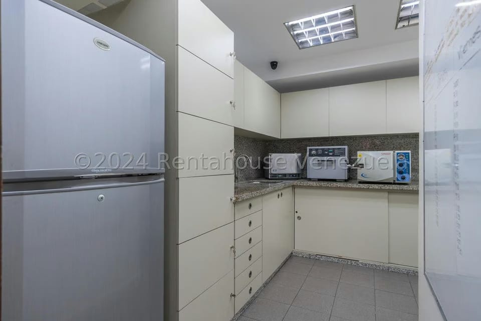 Comercial (Consultorio Medico) en Venta en Santa Paula, Distrito Metropolitano - 19