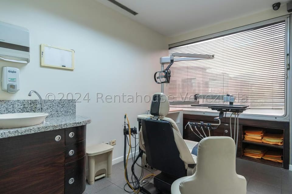Comercial (Consultorio Medico) en Venta en Santa Paula, Distrito Metropolitano - 8