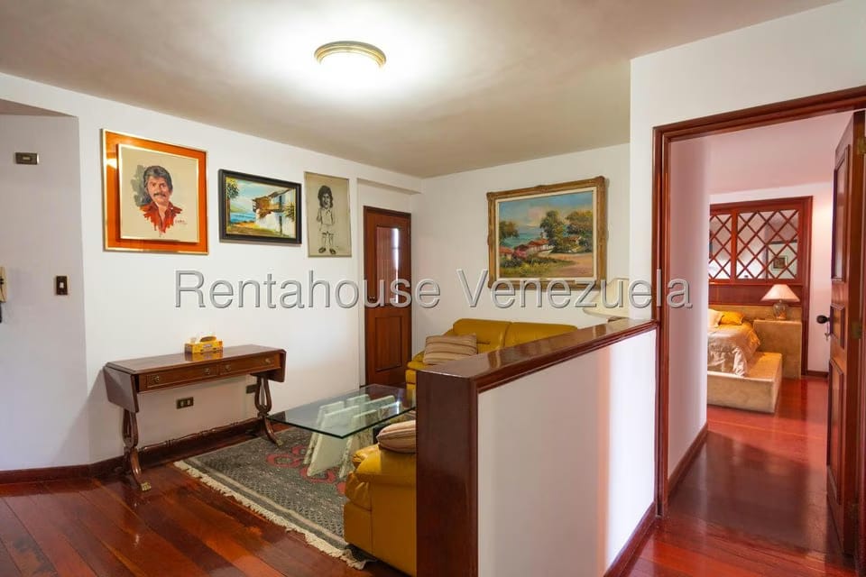 Apartamento (1 Nivel) en Alquiler en Colinas de Valle Arriba, Distrito Metropolitano - 15