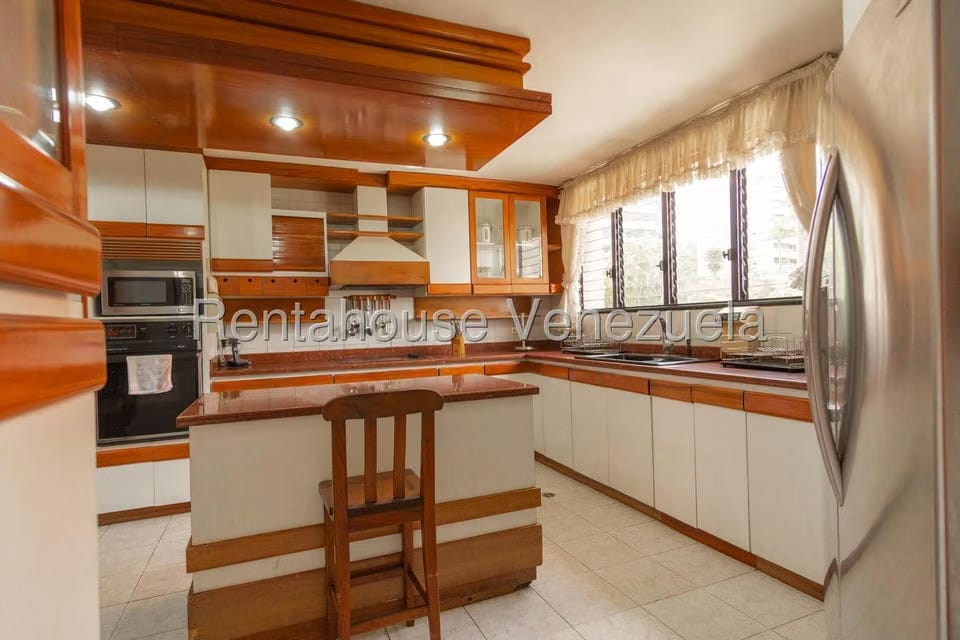 Apartamento (1 Nivel) en Alquiler en Colinas de Valle Arriba, Distrito Metropolitano - 21