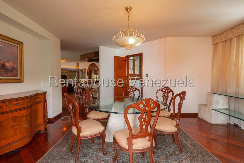 Apartamento (1 Nivel) en Alquiler en Colinas de Valle Arriba, Distrito Metropolitano - 24