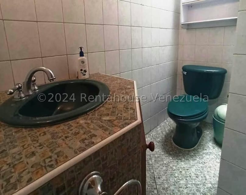 Casa (Multipes Niveles) en Venta en Los Dos Caminos, Distrito Metropolitano - 15