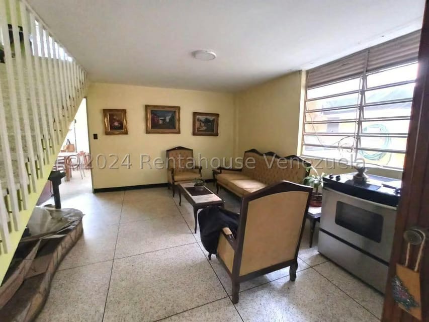 Casa (Multipes Niveles) en Venta en Los Dos Caminos, Distrito Metropolitano - 7