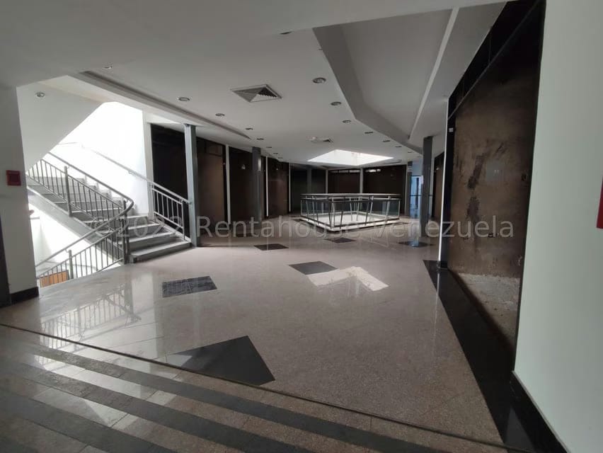 Comercial (Local Comercial) en Venta en Zona Centro, Aragua - 2