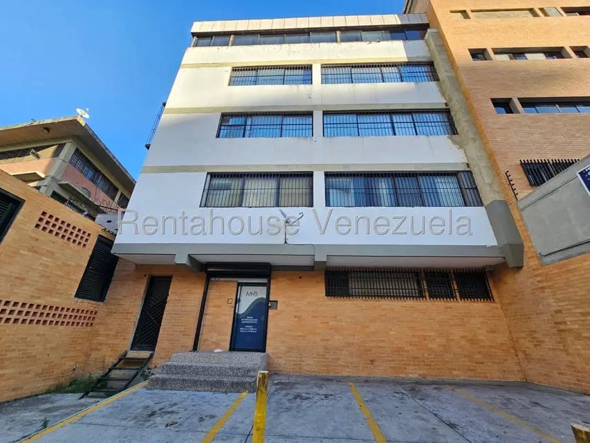 Comercial (Local Comercial) en Alquiler en La Urbina, Distrito Metropolitano