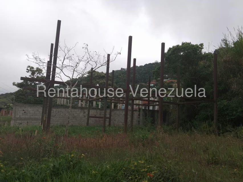 Terreno (Residencial) en Venta en El Junquito, Distrito Metropolitano - 11