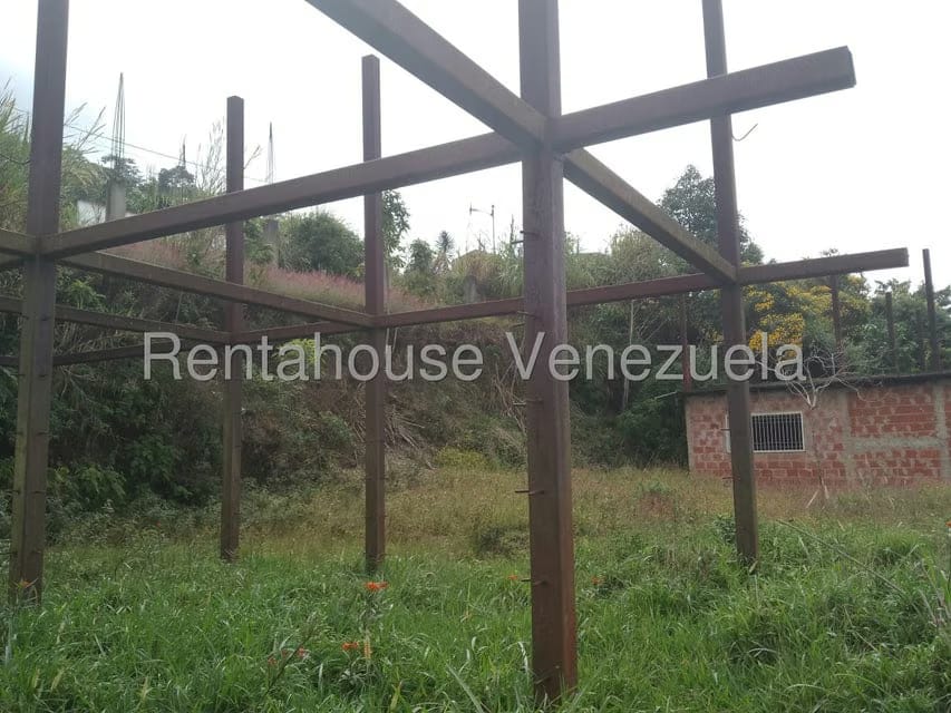 Terreno (Residencial) en Venta en El Junquito, Distrito Metropolitano - 14