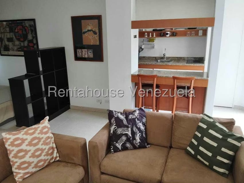 Apartamento (1 Nivel) en Alquiler en Lomas de Las Mercedes, Distrito Metropolitano - 11